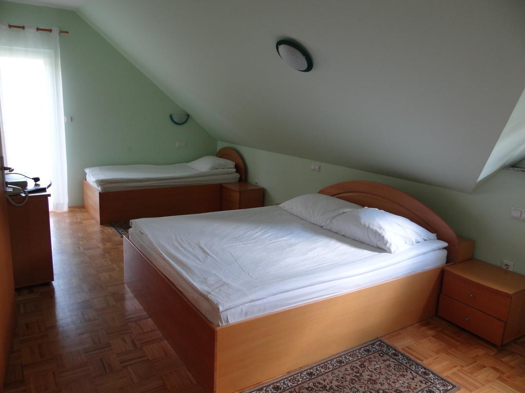 Rooms Hochkraut Celje Bilik gambar